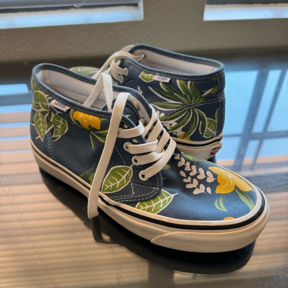 Vans Women's Floral High-Top Sneakers - Blue and Yellow